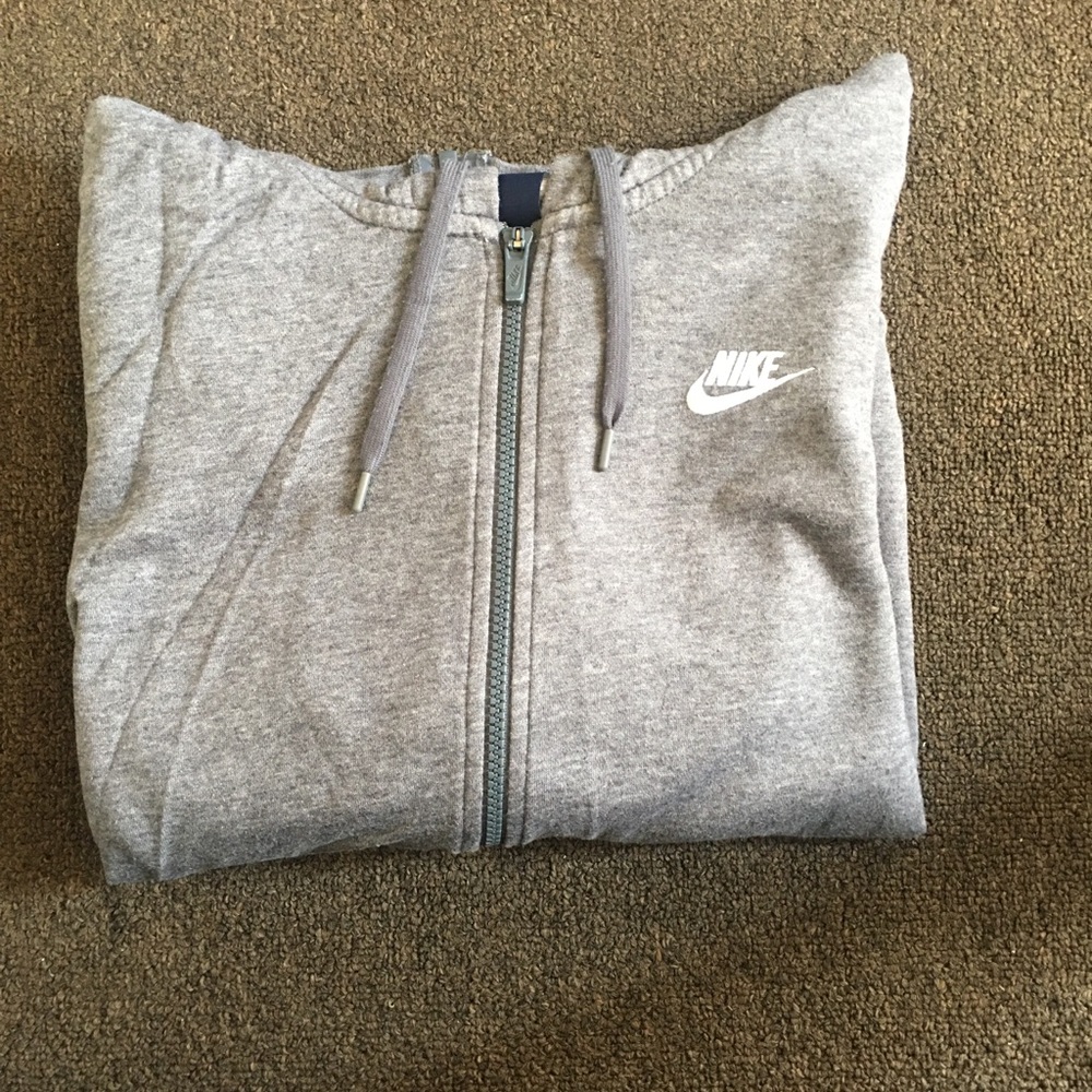 Nike Sweater